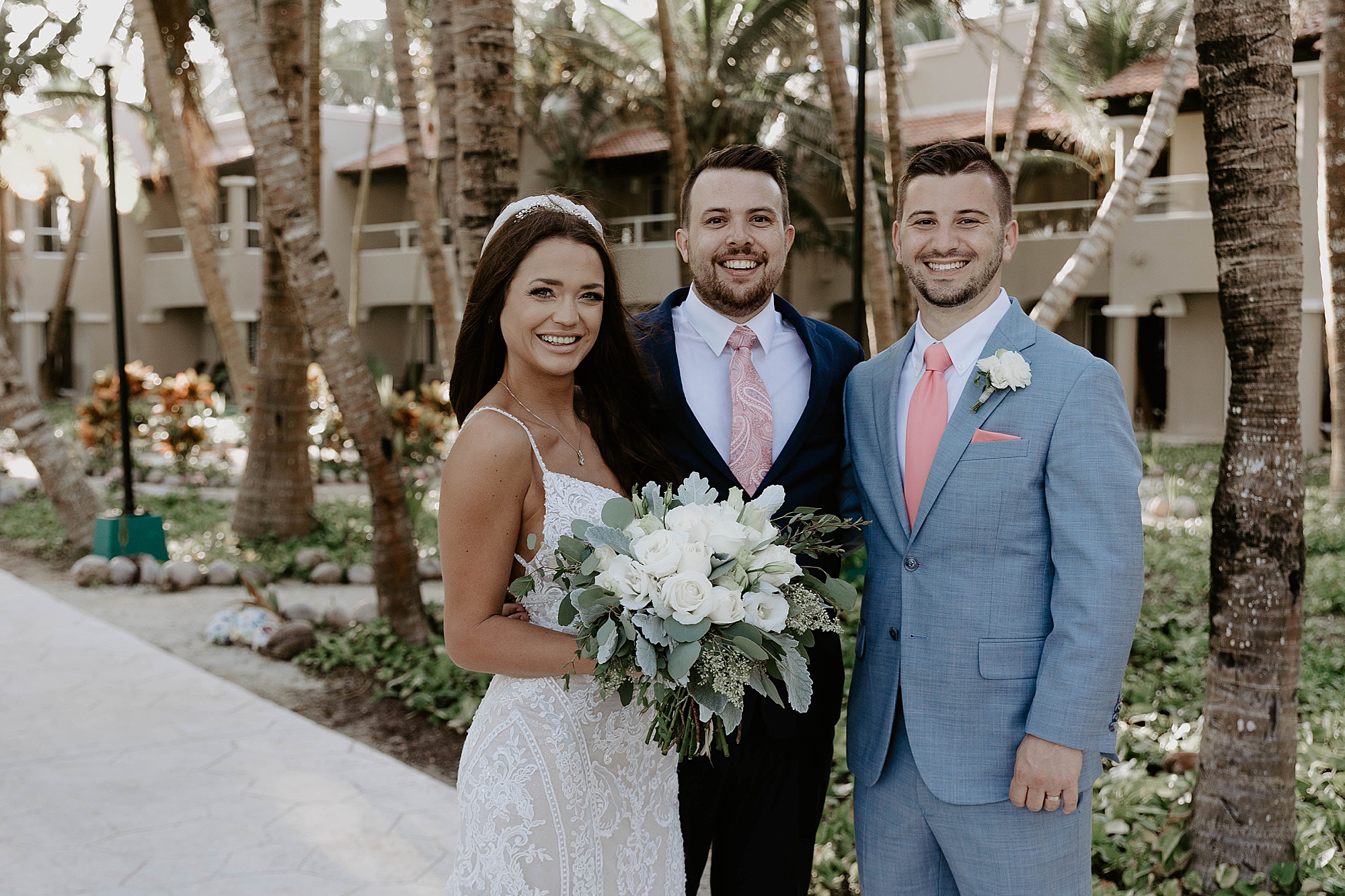 Mexico destination wedding photographer Mariah Treiber photo & film