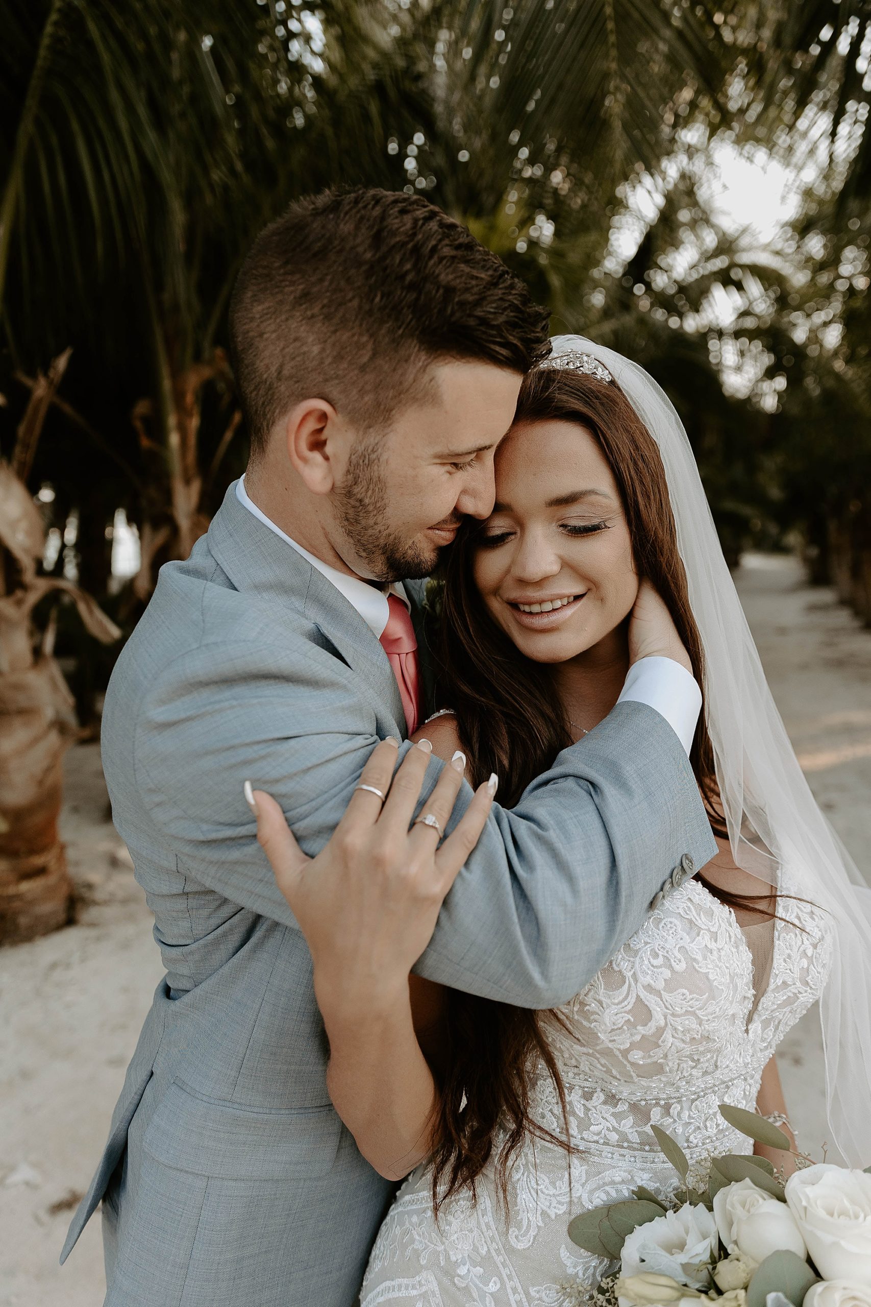 Mexico destination wedding photographer Mariah Treiber photo & film