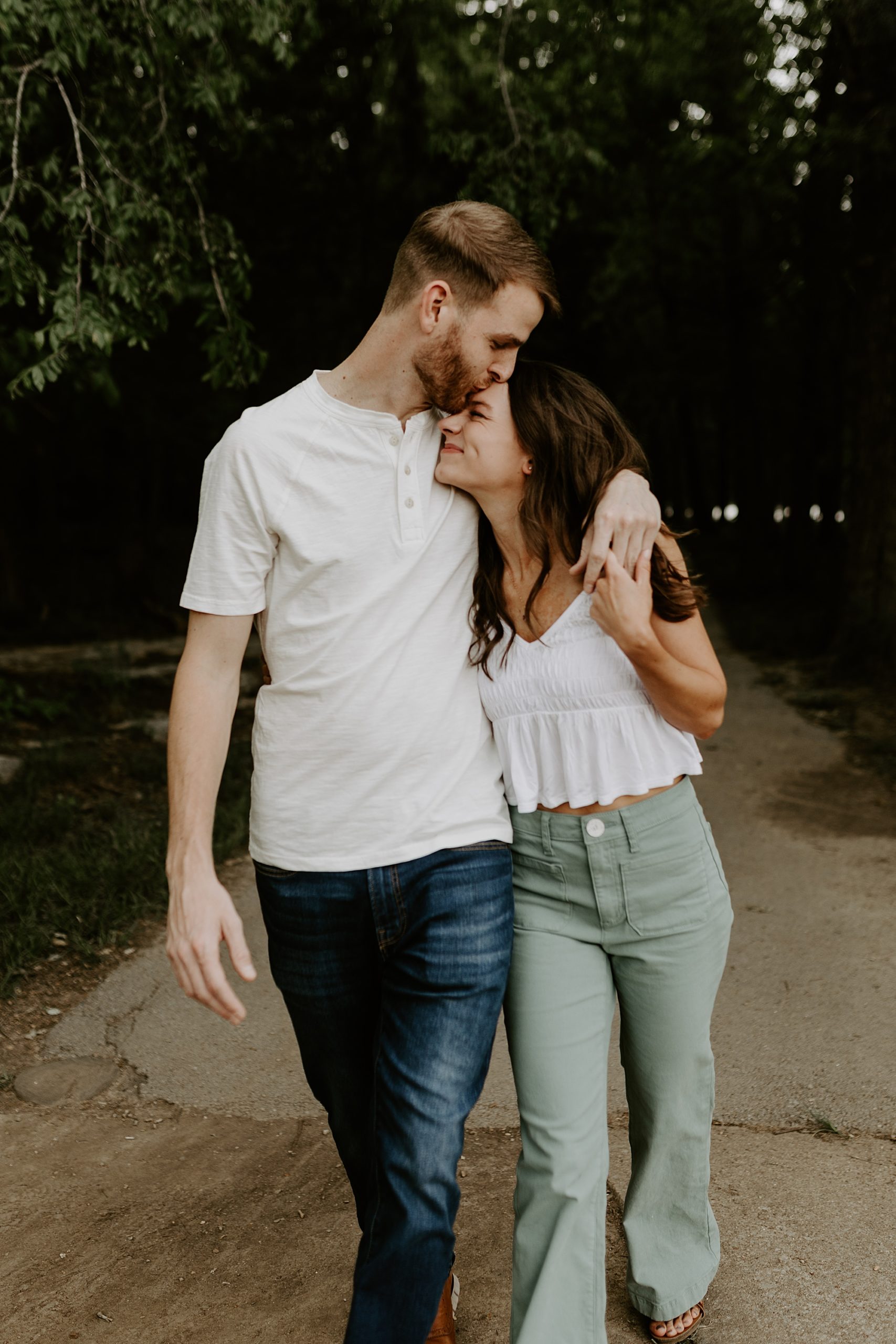 best engagement photo locations in Tennessee