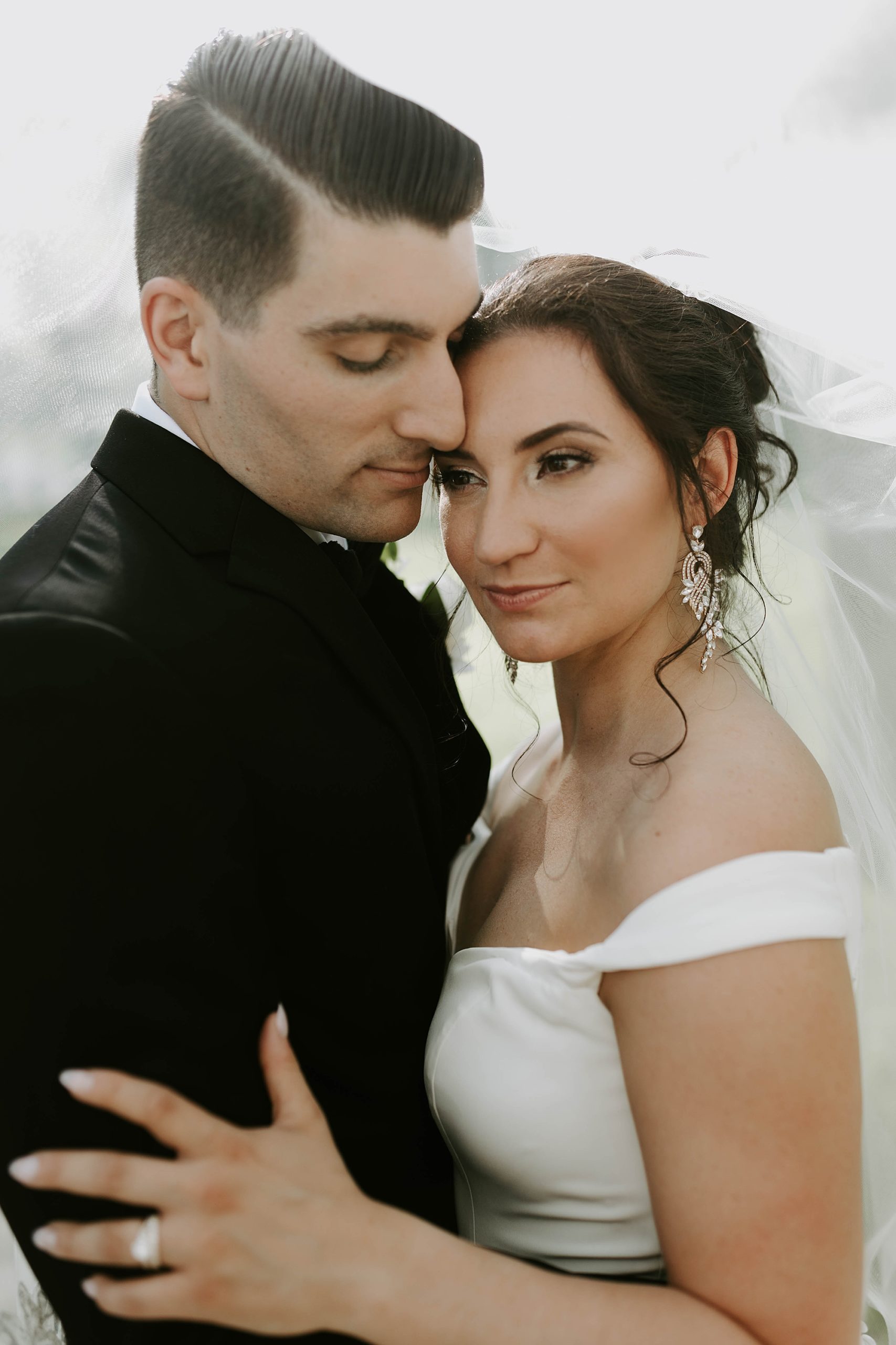 bride and groom portraits