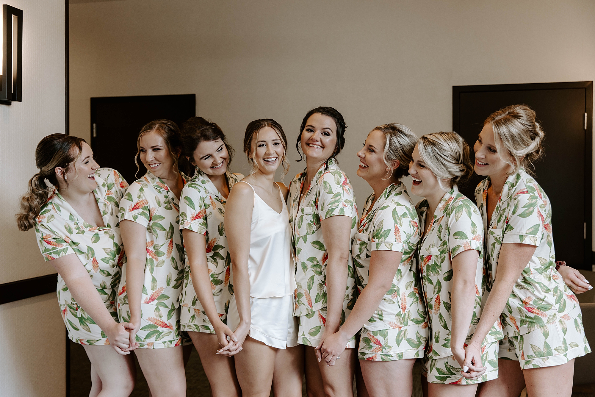 Pittsburgh wedding photographer