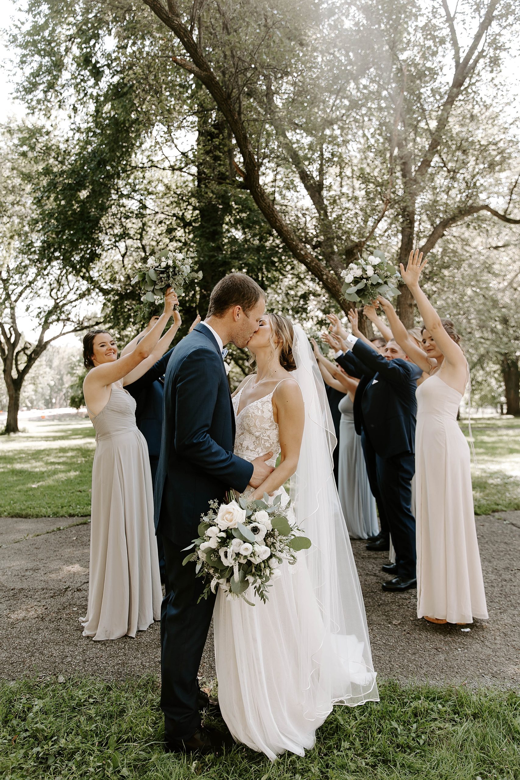 Pittsburgh wedding photos by Mariah Treiber Photography