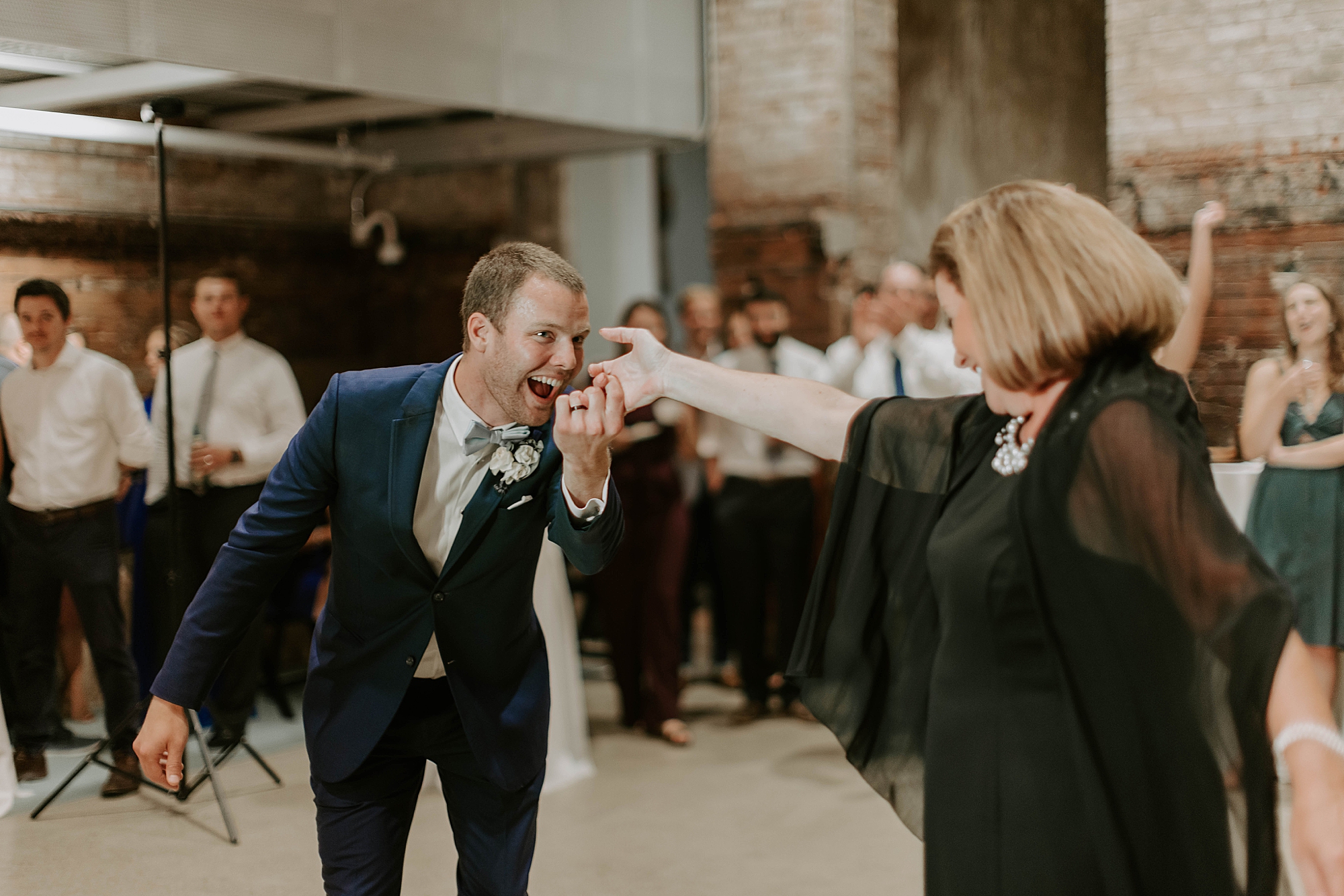 MuseumLab wedding photographed by Mariah Treiber Photography; modern industrial wedding venues