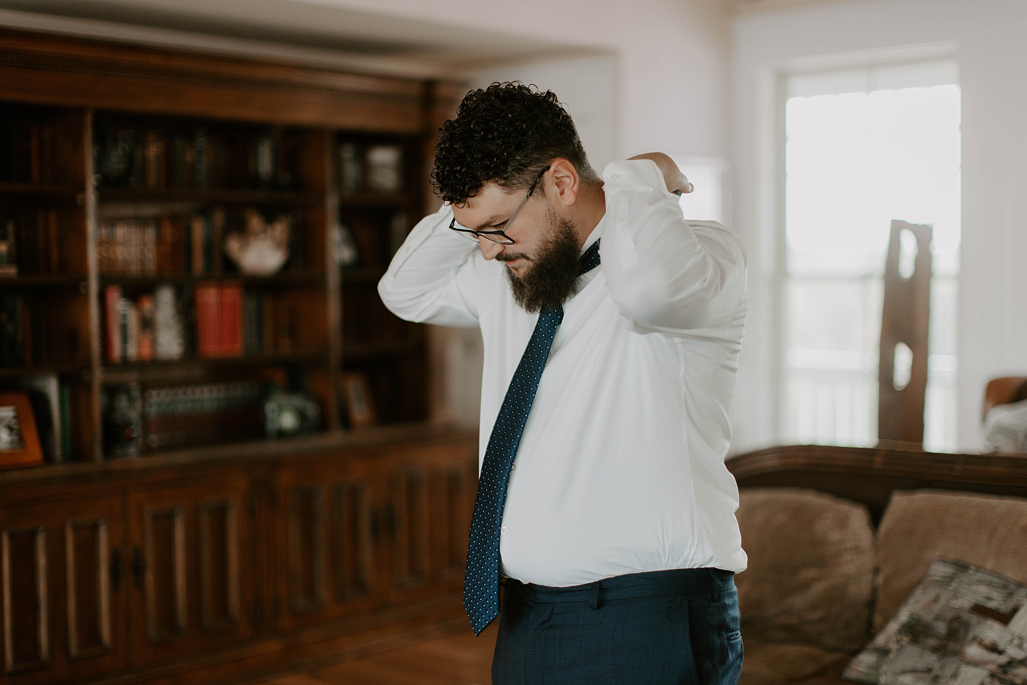 pre ceremony, getting ready photos, wedding timelines, Mariah Treiber Photography