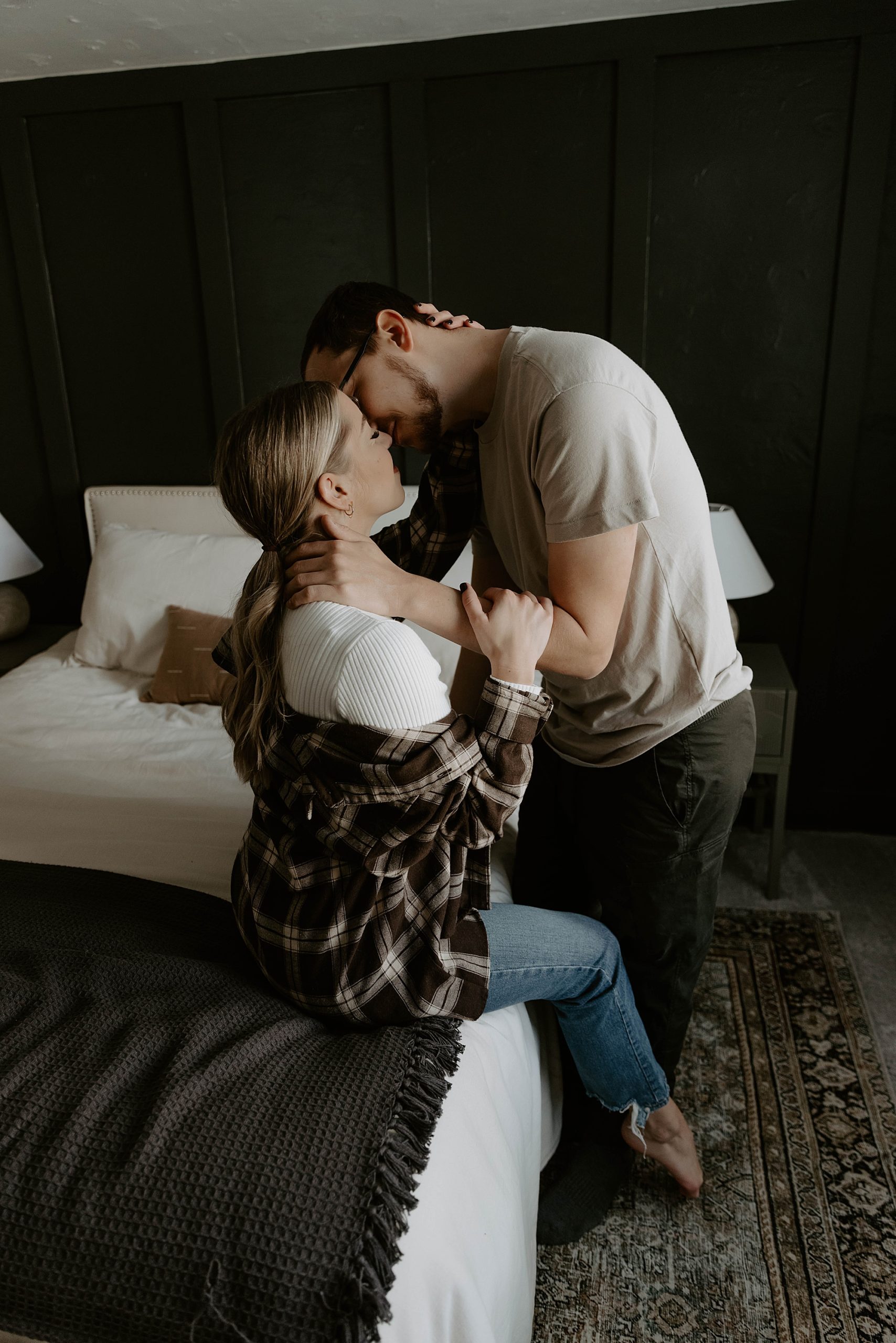 lifestyle photography; engagement session