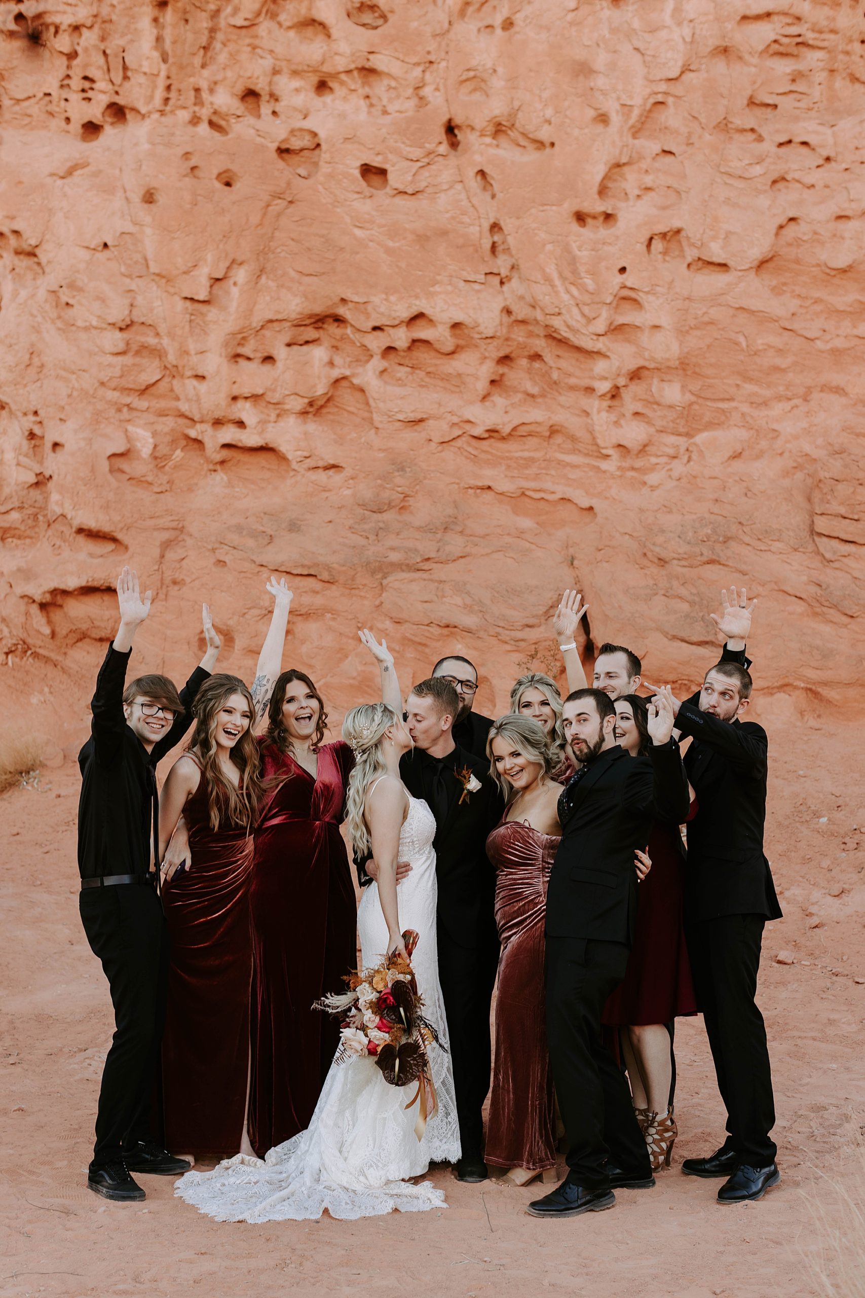 Valley of Fire Wedding by Mariah Treiber Photography; Las Vegas elopements