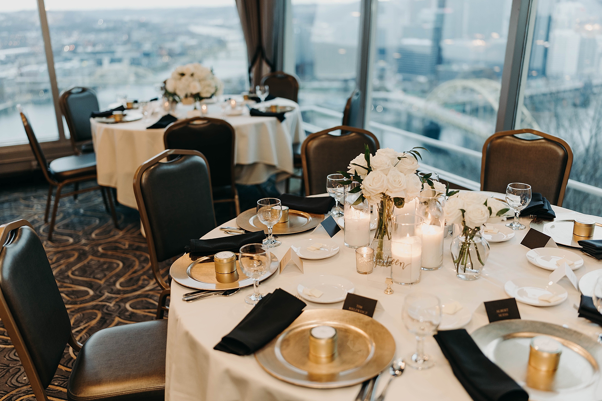 Le Mont Restaurant Pittsburgh; LeMont wedding; Lemont wedding reception; 5-star Pittsburgh restaurant; Mariah Treiber Photography