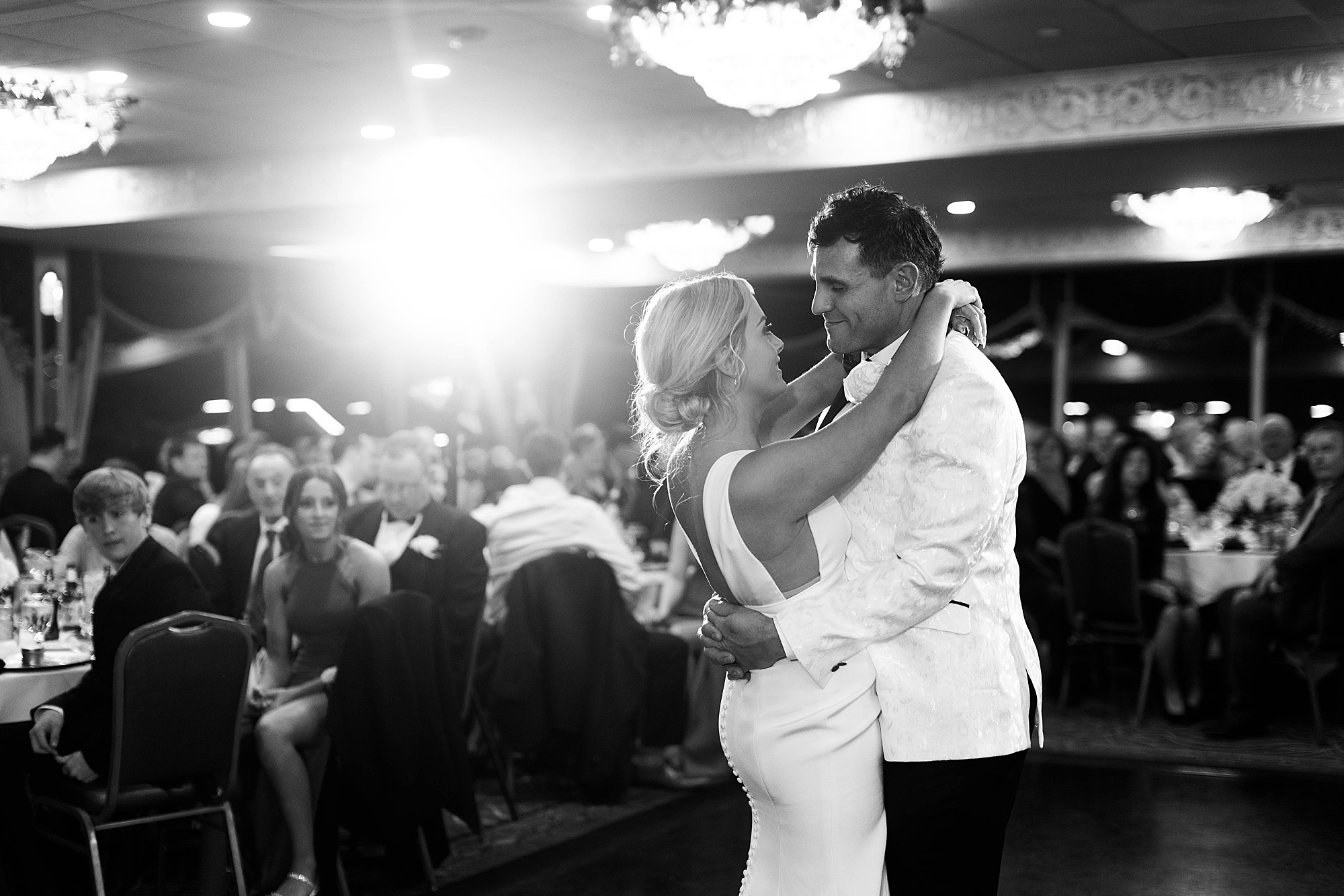 Le Mont Restaurant Pittsburgh; LeMont wedding; Lemont wedding reception; 5-star Pittsburgh restaurant; Mariah Treiber Photography