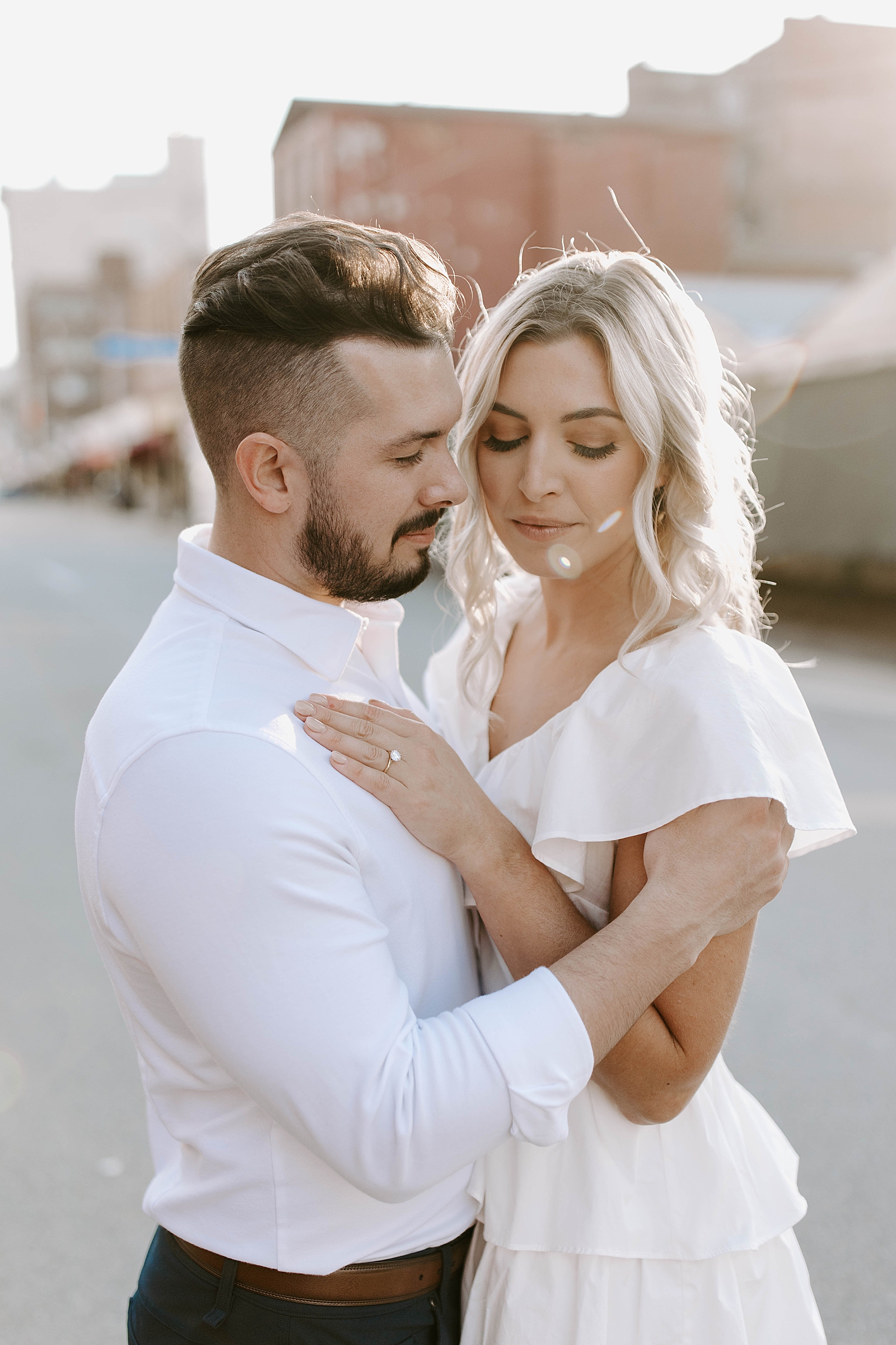 engagement photo outfits