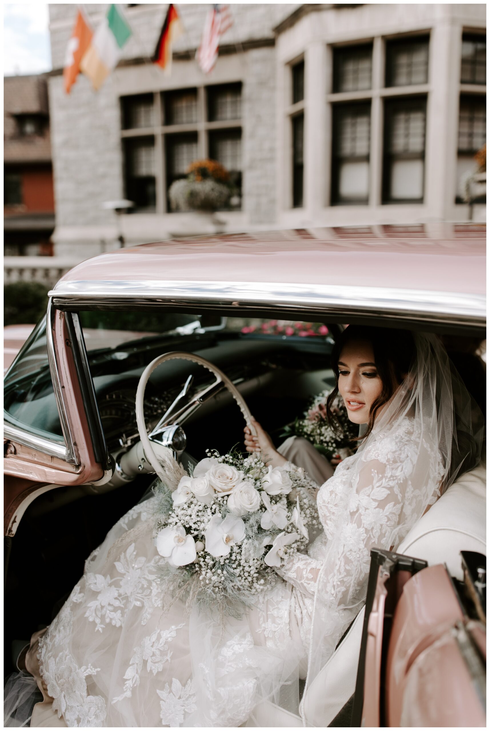 Mariah Treiber Photography; high-fashion editorial wedding photographer; Pittsburgh wedding photographer