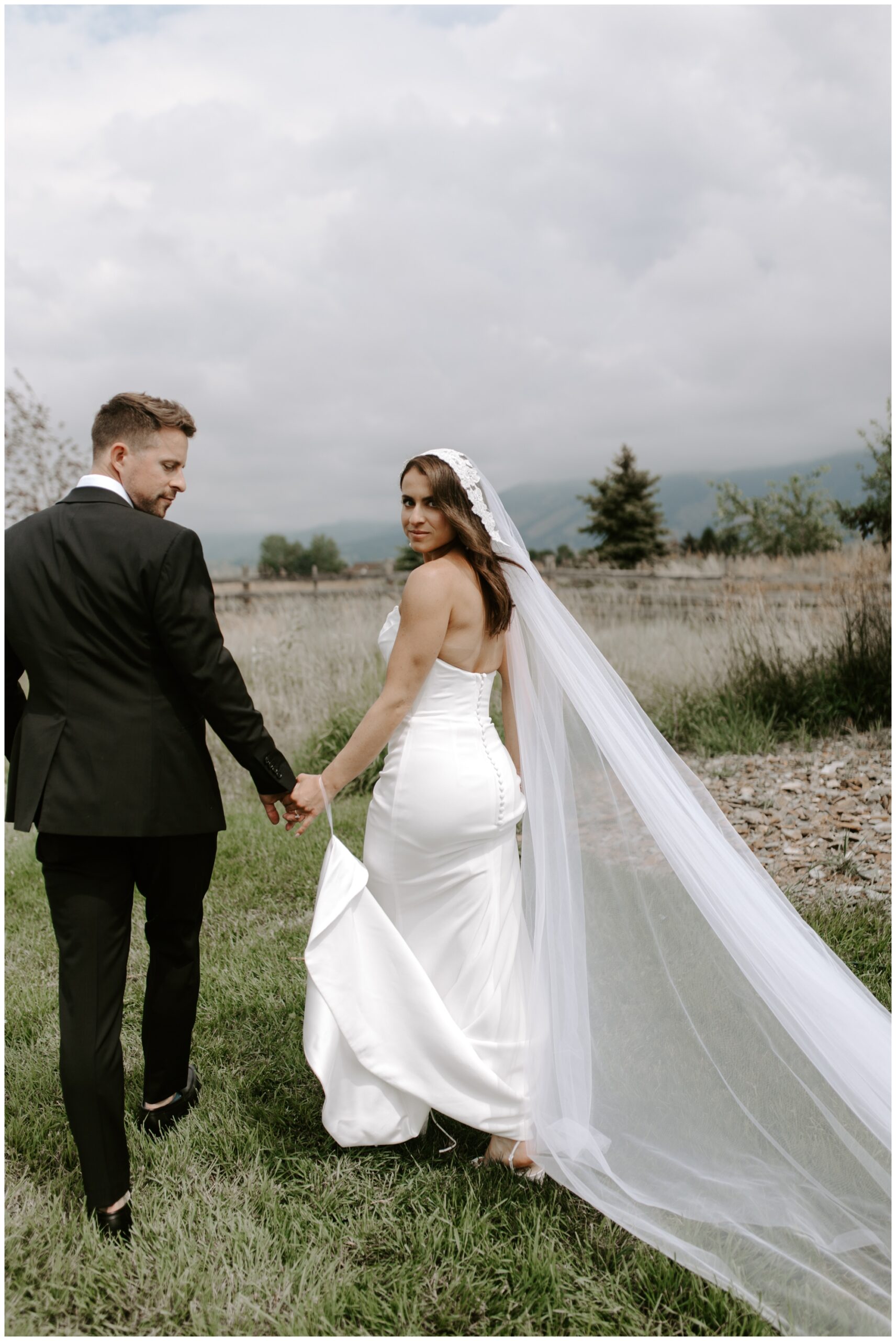 Montana destination wedding with Mariah Treiber Photography